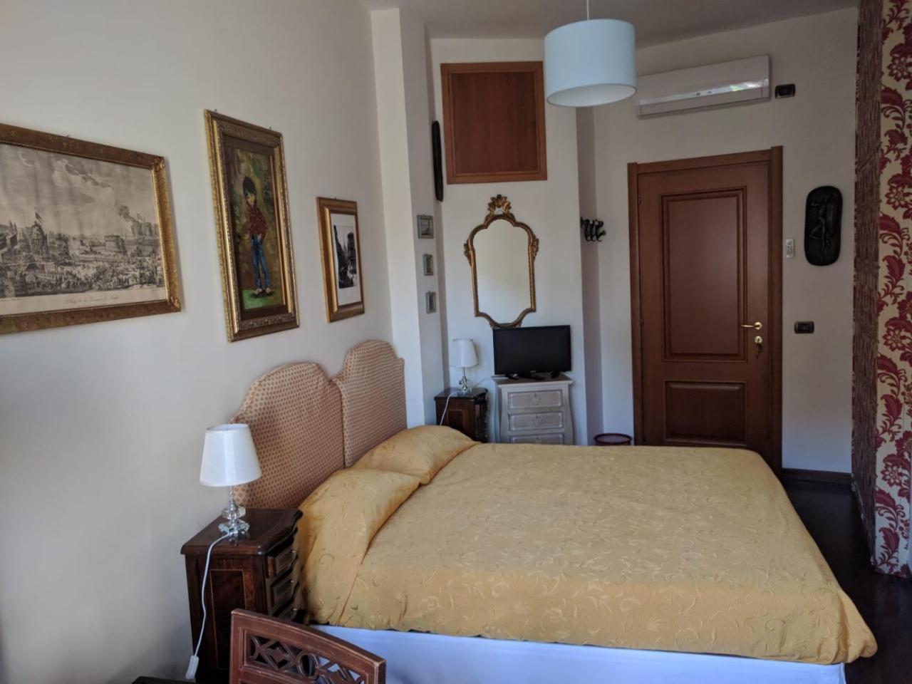 Napoli Porta Di Mare Panzió Kültér fotó